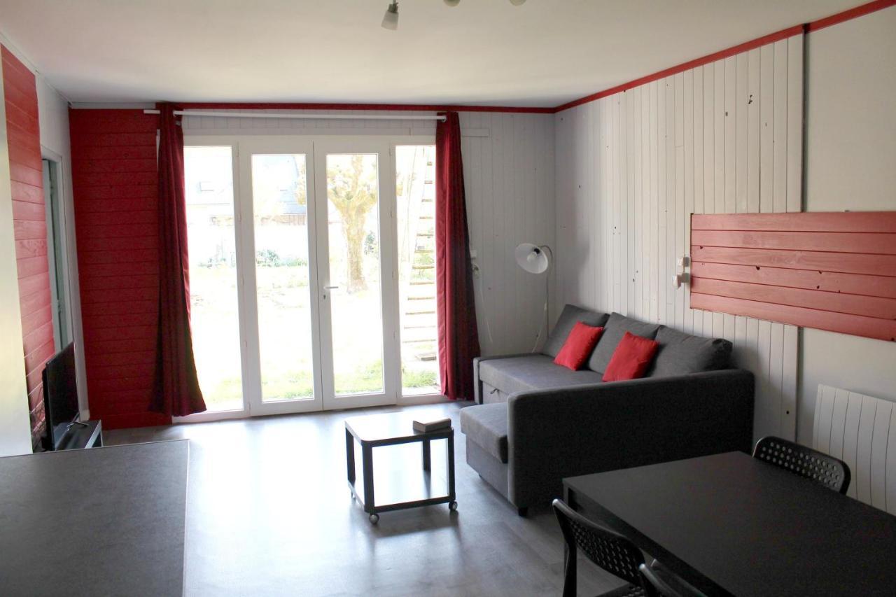 Maison Charmante A Saint-Patrice Avec Jardin Prive Bagian luar foto